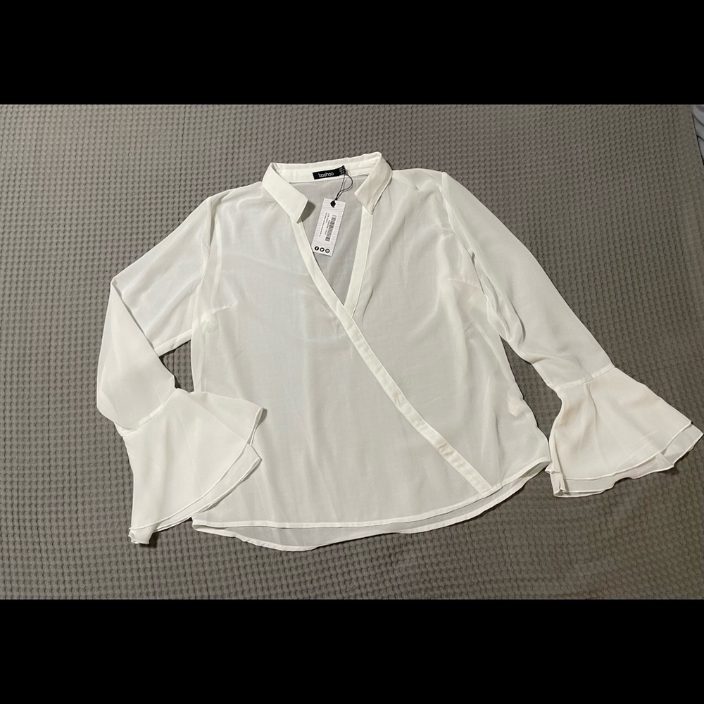 Chiffon Flute sleeve blouse